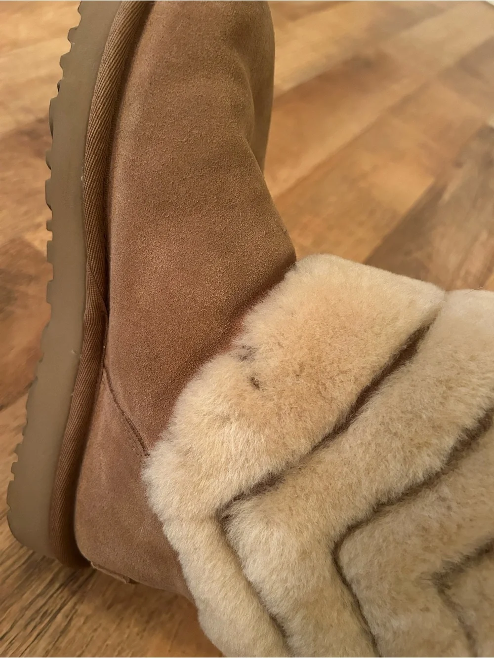 UGG please notice